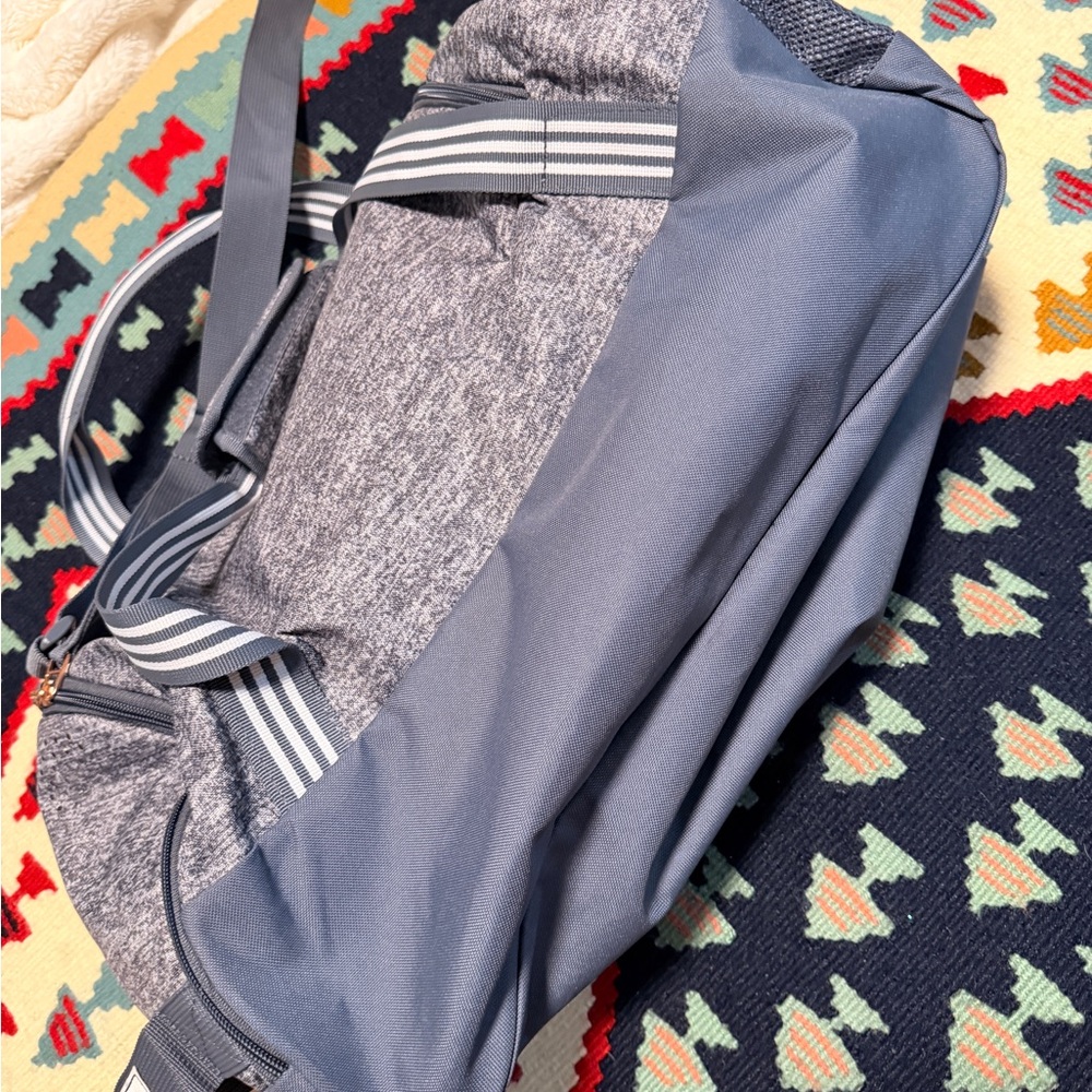 Adidas Squad 5 Duffel Bag in the Jersey Onix Grey color with rose gold logo - Picture 5 of 11